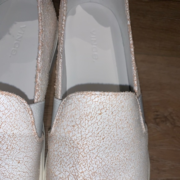 Vince crackled “Blair” leather shoe - Picture 5 of 9